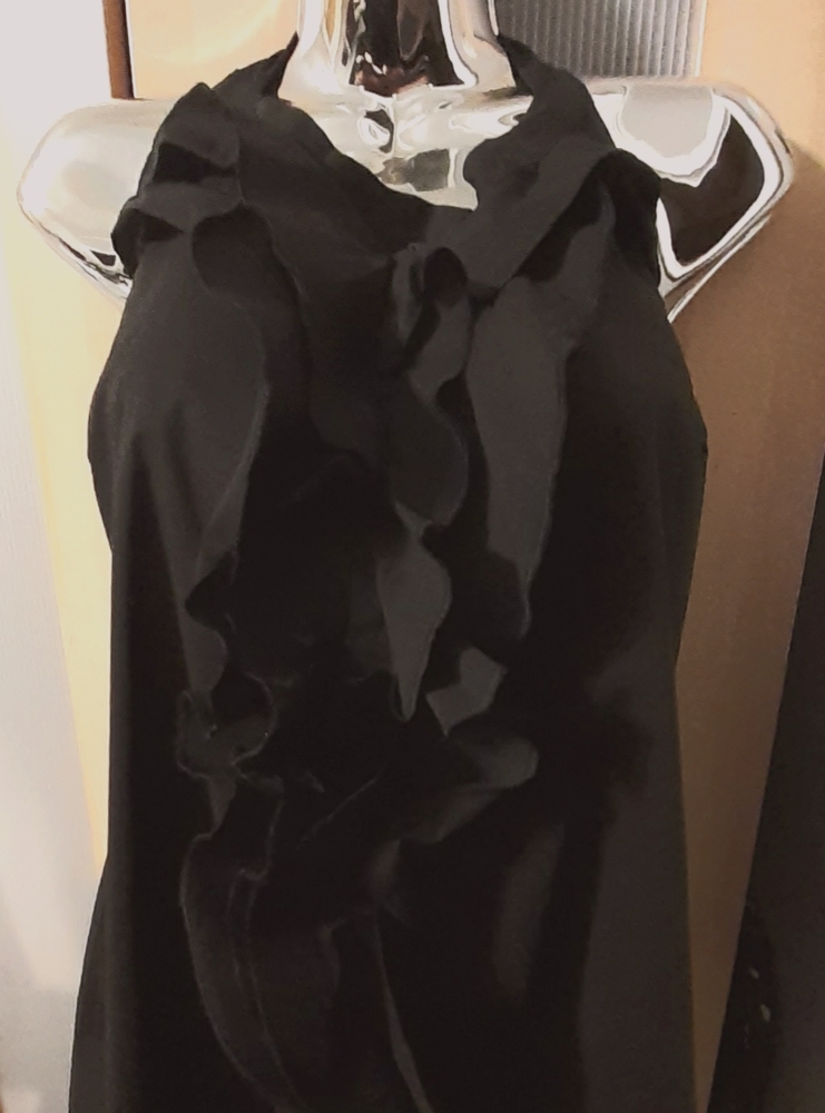 NEW LISTING Espirt Blk Halter top